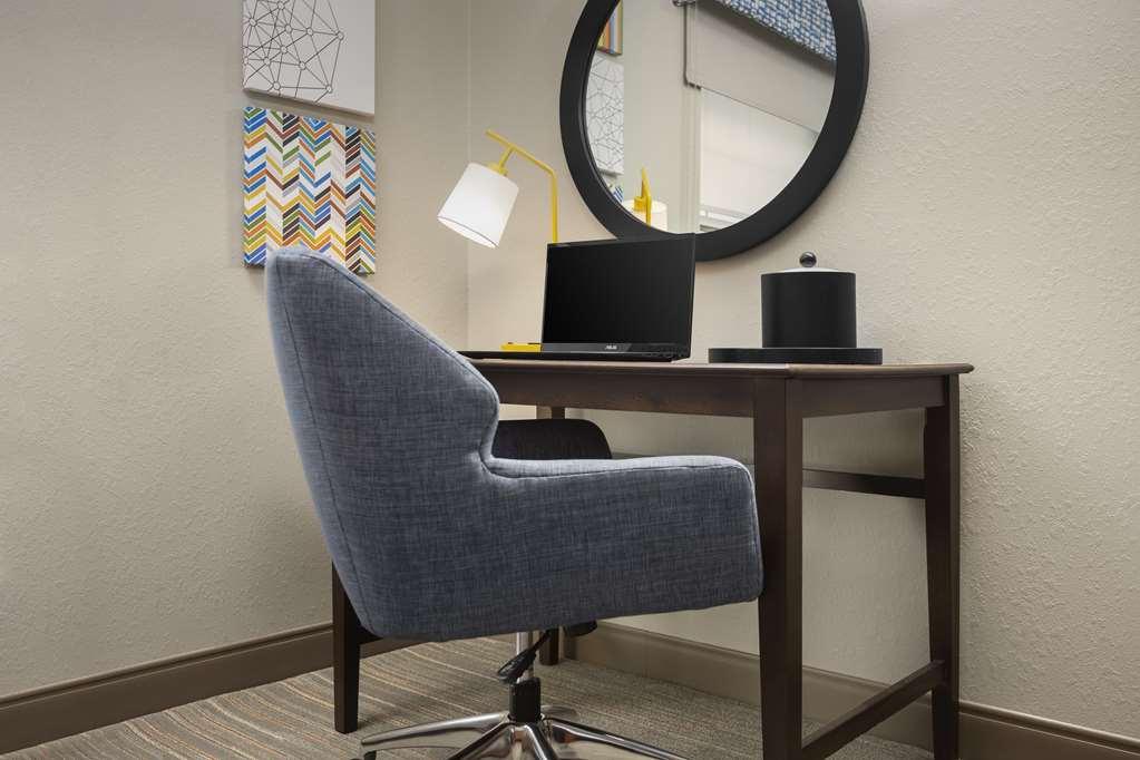 Hampton Inn Augusta Habitación foto