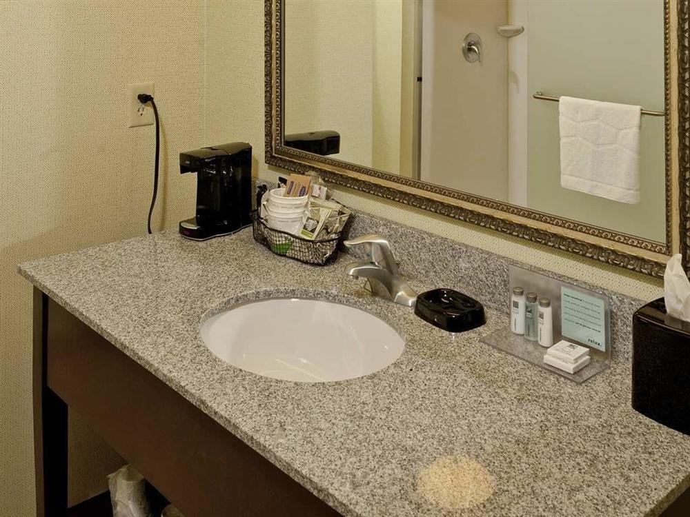 Hampton Inn Augusta Habitación foto