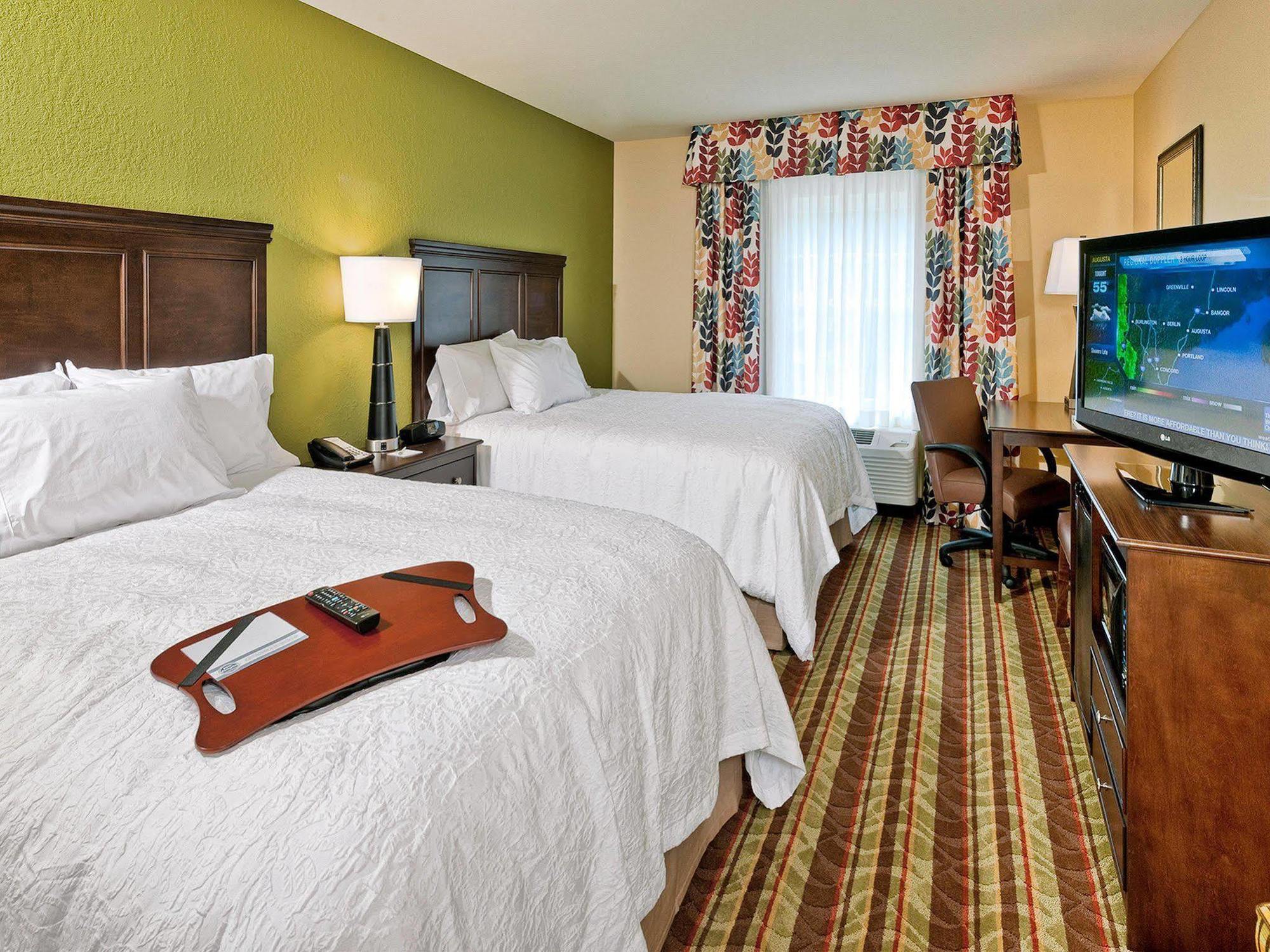 Hampton Inn Augusta Habitación foto